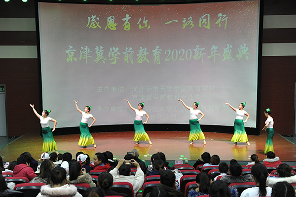 節(jié)目采桑謠03小.jpg